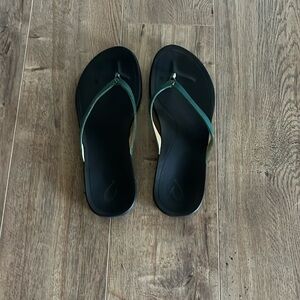 Olukai flip flops!